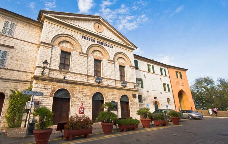 Teatro Cortesi — Sirolo (Marche)