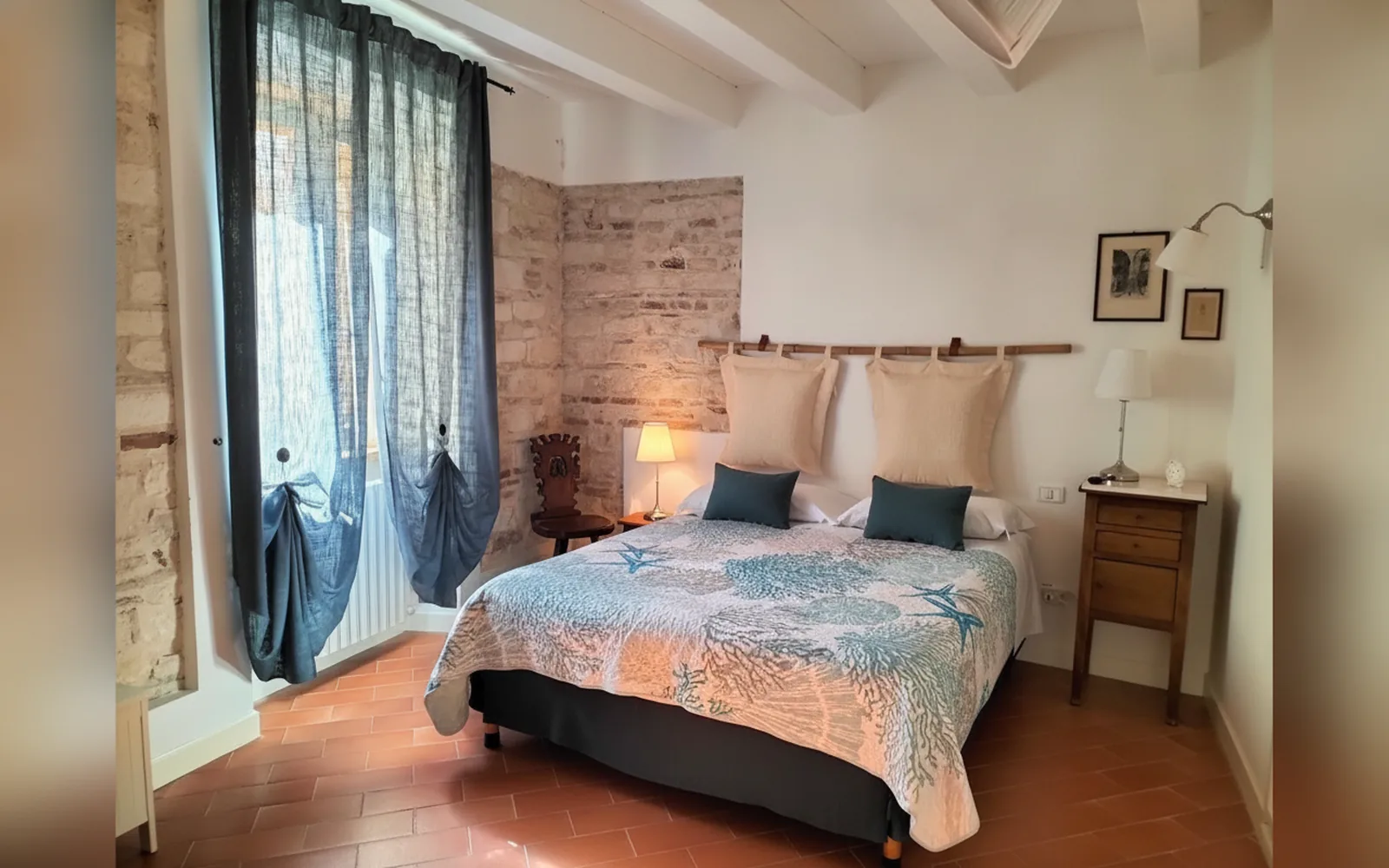 Camera con bagno privato — LA CONCHIGLIA - Sirolo Suite, Sirolo (Marche) (foto 10)
